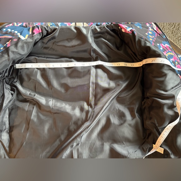 Colorful Puffy Polyester Jacket - Picture 7 of 13